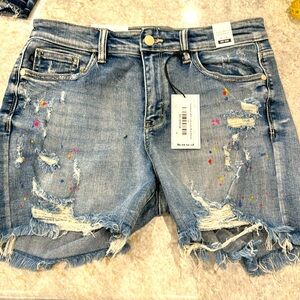 NWT Judy Blue shorts- sz medium